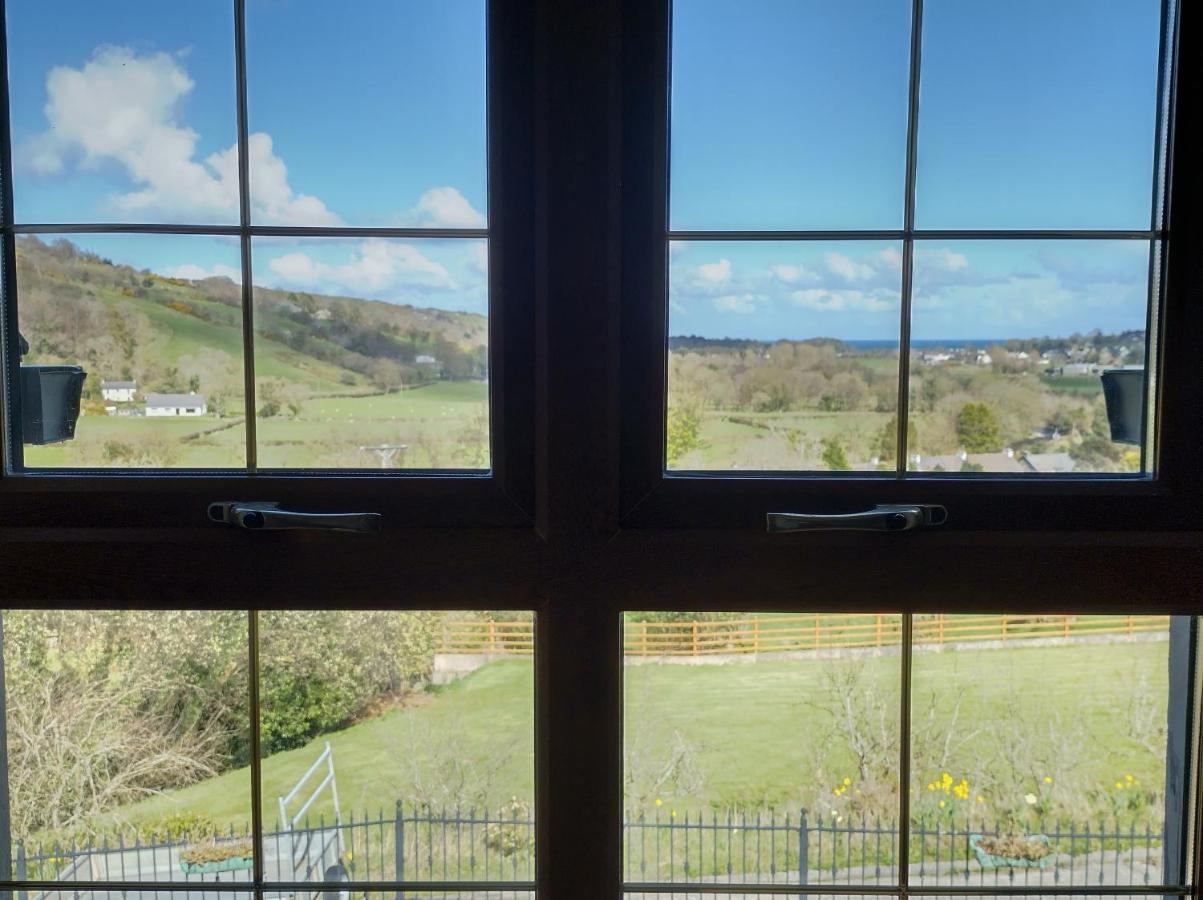 Glenn Eireann House Bed & Breakfast Cushendall Exterior photo