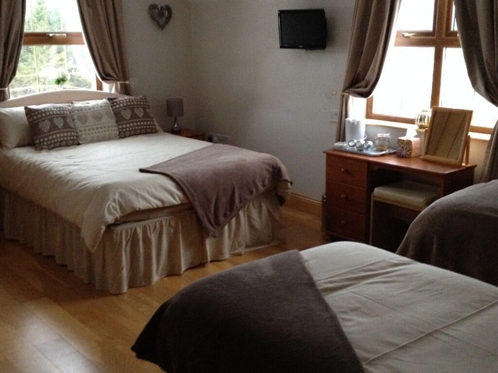 Glenn Eireann House Bed & Breakfast Cushendall Exterior photo