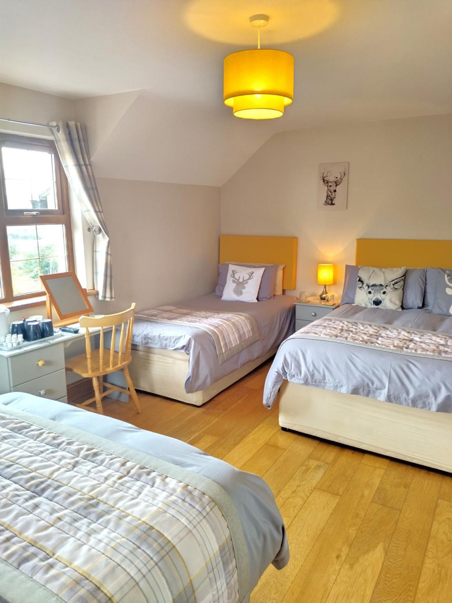Glenn Eireann House Bed & Breakfast Cushendall Exterior photo