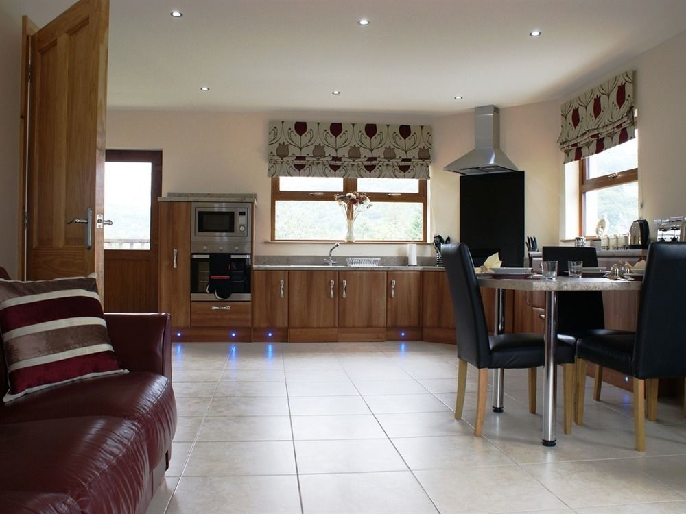 Glenn Eireann House Bed & Breakfast Cushendall Exterior photo